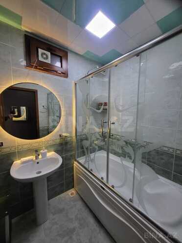 Продаётся 8-комн. дом/дача 300 м², м. Кара Караев, photo 30 from 32