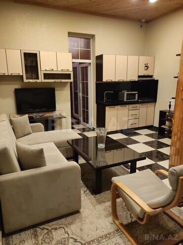 Продаётся 8-комн. дом/дача 300 м², м. Кара Караев, photo 21 from 32