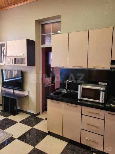 Продаётся 8-комн. дом/дача 300 м², м. Кара Караев, photo 22 from 32