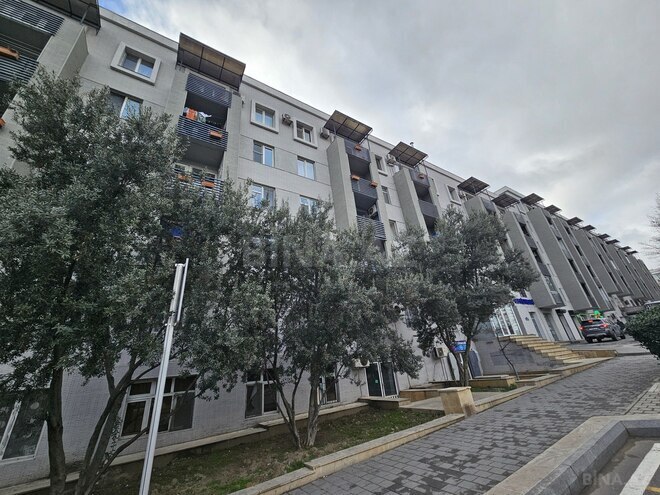 Продаётся 2-комн. вторичка 55 м², м. Низами, photo 1 from 16