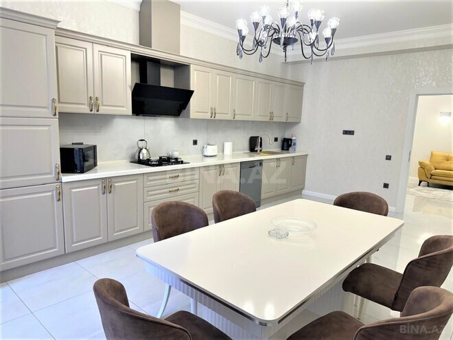 Сдаётся 3-комн. новостройка 180 м², Насиминский  р., photo 8 from 16