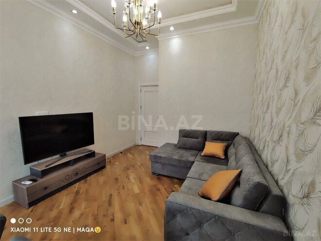 İcarəyə verilir 2 otaqlı yeni tikili 80 m², 28 May m., photo 3 from 30