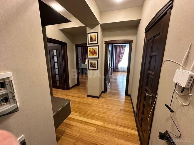 Продаётся 3-комн. новостройка 85 м², м. Нефтчиляр, photo 10 from 15
