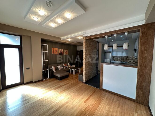 Продаётся 3-комн. новостройка 85 м², м. Нефтчиляр, photo 1 from 15