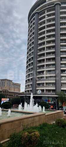 Продаётся 3-комн. новостройка 145 м², м. Низами, photo 1 from 23