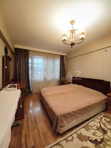 Продаётся 3-комн. вторичка 80 м², м. Элмляр Академиясы, photo 5 from 18