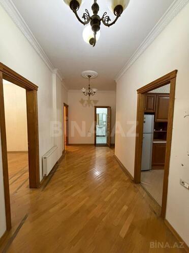 Продаётся 4-комн. новостройка 173 м², Насиминский  р., photo 4 from 13