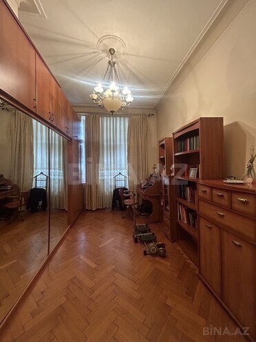 Satılır 6 otaqlı köhnə tikili 200 m², İçəri Şəhər m., photo 6 from 24