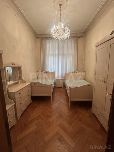 Satılır 6 otaqlı köhnə tikili 200 m², İçəri Şəhər m., photo 22 from 24