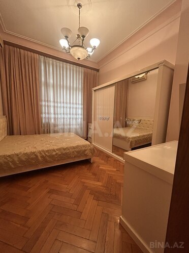 Satılır 6 otaqlı köhnə tikili 200 m², İçəri Şəhər m., photo 20 from 24