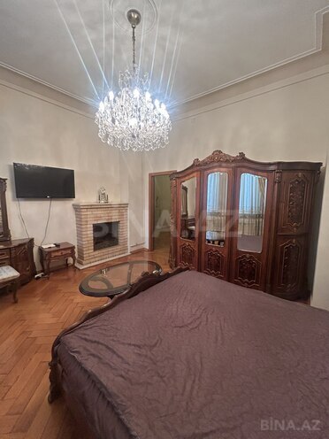 Satılır 6 otaqlı köhnə tikili 200 m², İçəri Şəhər m., photo 14 from 24