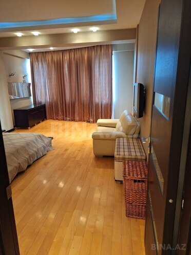 Сдаётся 4-комн. новостройка 205 м², м. Элмляр Академиясы, photo 18 from 32