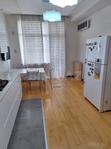 Сдаётся 4-комн. новостройка 205 м², м. Элмляр Академиясы, photo 29 from 32