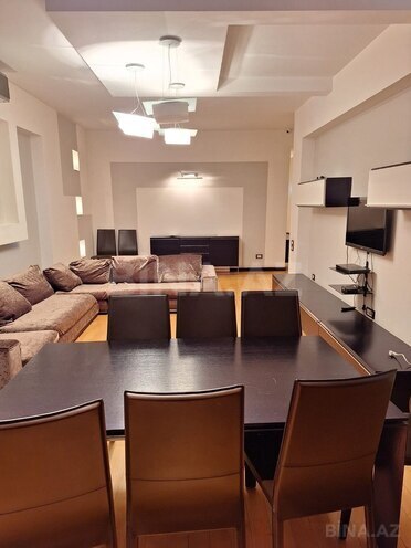 Сдаётся 4-комн. новостройка 205 м², м. Элмляр Академиясы, photo 23 from 32