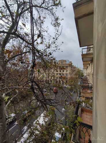 Satılır 4 otaqlı yeni tikili 155 m², Sahil m., photo 21 from 22