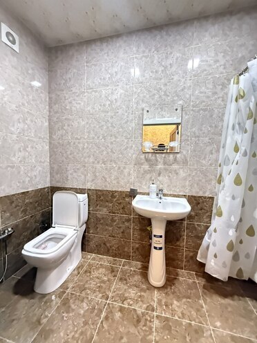 İcarəyə verilir 2 otaqlı yeni tikili 55 m², 28 May m., photo 17 from 21