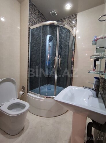 Сдаётся 3-комн. новостройка 140 м², м. Низами, photo 18 from 26
