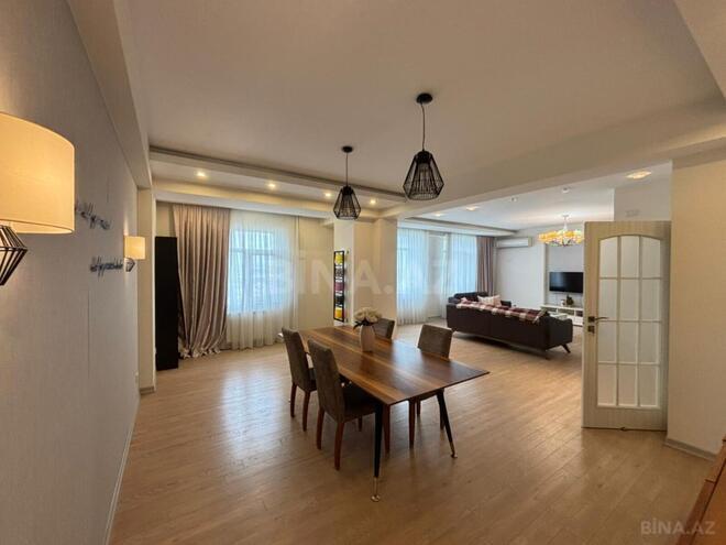 Satılır 4 otaqlı yeni tikili 240 m², Səbail r., photo 8 from 32