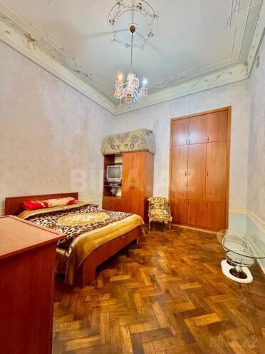 Продаётся 6-комн. вторичка 130 м², м. Сахил, photo 12 from 20