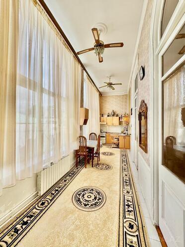 Продаётся 6-комн. вторичка 130 м², м. Сахил, photo 4 from 20