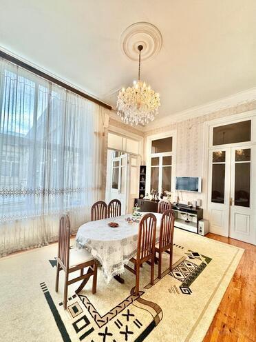 Продаётся 6-комн. вторичка 130 м², м. Сахил, photo 3 from 20