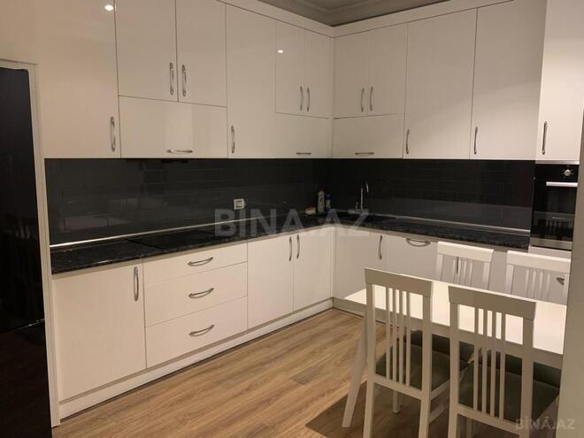 Сдаётся 3-комн. новостройка 140 м², м. Элмляр Академиясы, photo 9 from 15