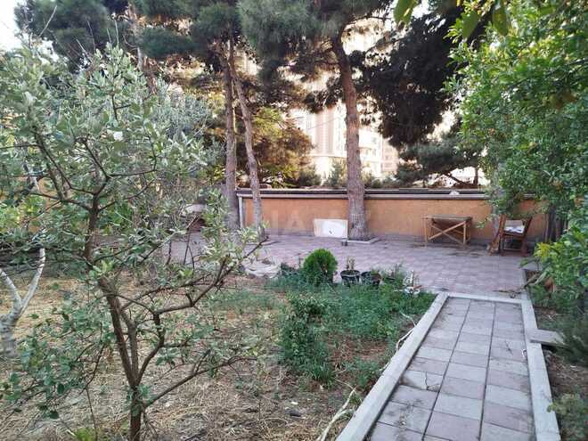 Satılır 7 otaqlı həyət evi/bağ evi 300 m², 9-cu mikrorayon q., photo 19 from 21