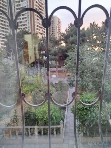 Satılır 7 otaqlı həyət evi/bağ evi 300 m², 9-cu mikrorayon q., photo 20 from 21