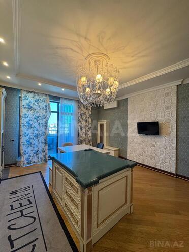 Сдаётся 3-комн. новостройка 220 м², м. Шах Исмаил Хатаи, photo 9 from 31