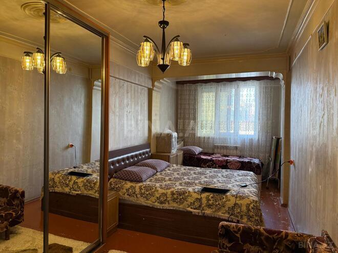 Продаётся 2-комн. вторичка 55 м², м. Элмляр Академиясы, photo 10 from 17