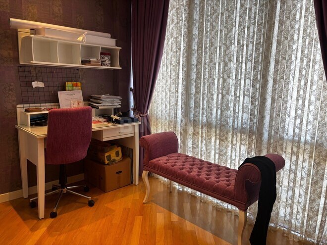 İcarəyə verilir 4 otaqlı yeni tikili 166 m², 28 May m., photo 12 from 24