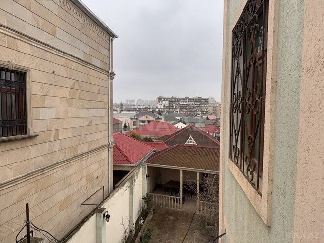Satılır 9 otaqlı həyət evi/bağ evi 230 m², Bakıxanov q., photo 22 from 32