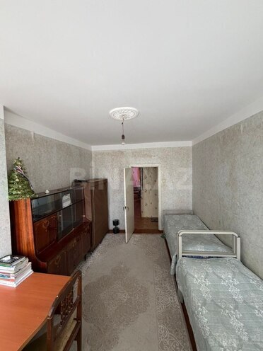 Satılır 3 otaqlı köhnə tikili 55 m², Müşfiqabad q., photo 8 from 16