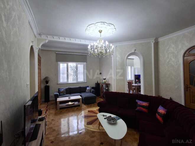 Satılır 5 otaqlı köhnə tikili 150 m², Sahil m., photo 4 from 29