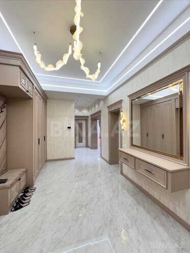 Satılır 4 otaqlı yeni tikili 195 m², 28 May m., photo 11 from 15