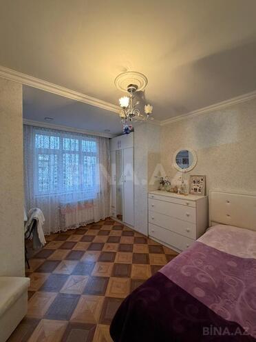 Продаётся 4-комн. вторичка 80 м², м. Ази Асланов, photo 7 from 21