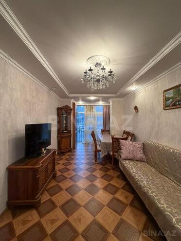 Продаётся 4-комн. вторичка 80 м², м. Ази Асланов, photo 3 from 21