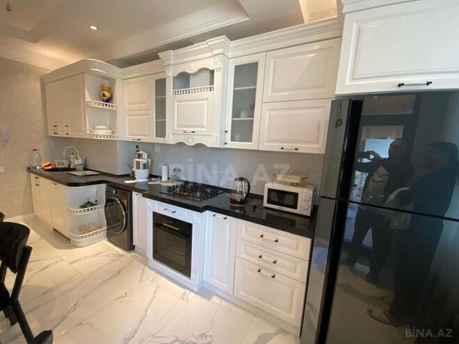 Продаётся 3-комн. новостройка 110 м², м. Элмляр Академиясы, photo 4 from 25