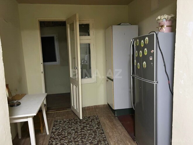 İcarəyə verilir 2 otaqlı köhnə tikili 70 m², İnşaatçılar m., photo 9 from 11