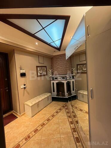 Satılır 2 otaqlı köhnə tikili 60 m², Yasamal r., photo 5 from 14