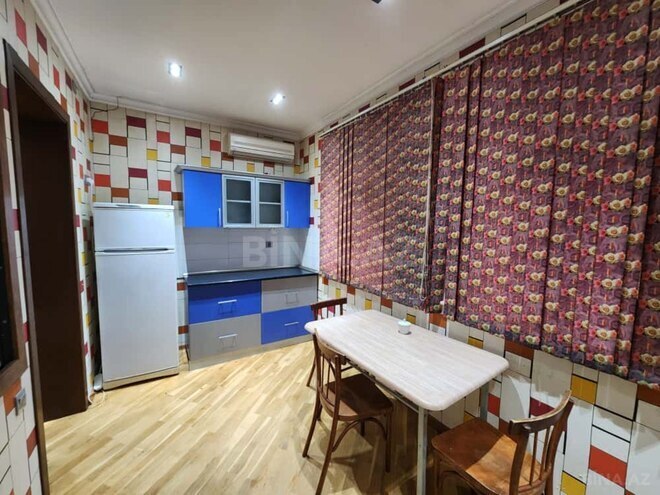 Сдаётся 2-комн. вторичка 60 м², м. Ичеришехер, photo 3 from 12