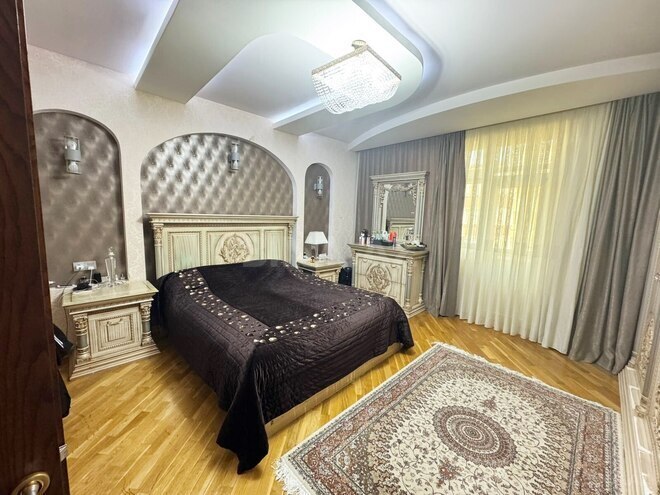 Satılır 3 otaqlı köhnə tikili 135 m², Nərimanov r., photo 5 from 16