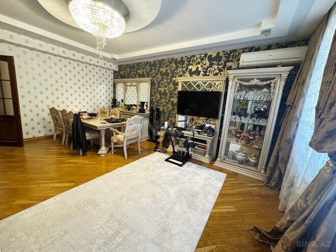 Satılır 3 otaqlı köhnə tikili 135 m², Nərimanov r., photo 3 from 16