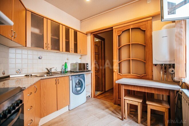 İcarəyə verilir 2 otaqlı köhnə tikili 65 m², Sahil m., photo 10 from 13