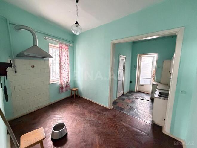 Satılır 4 otaqlı köhnə tikili 160 m², Sahil m., photo 15 from 16