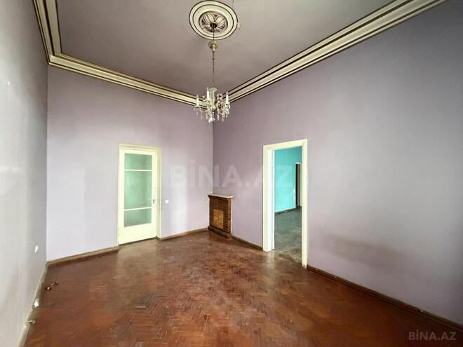 Satılır 4 otaqlı köhnə tikili 160 m², Sahil m., photo 7 from 16