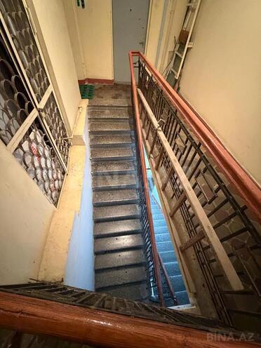 Satılır 4 otaqlı köhnə tikili 160 m², Sahil m., photo 11 from 16