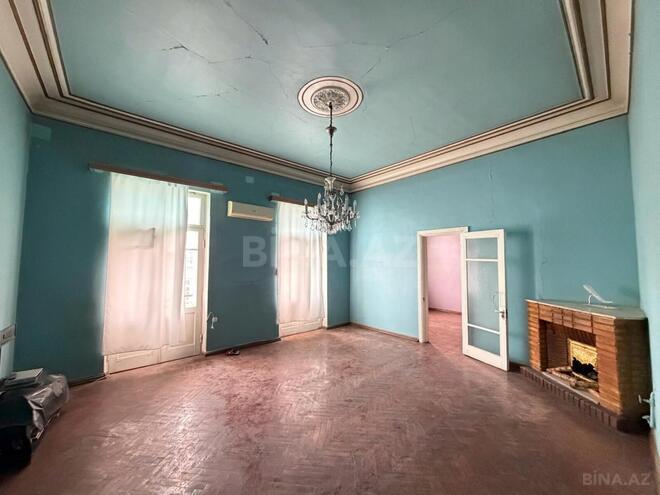 Satılır 4 otaqlı köhnə tikili 160 m², Sahil m., photo 6 from 16