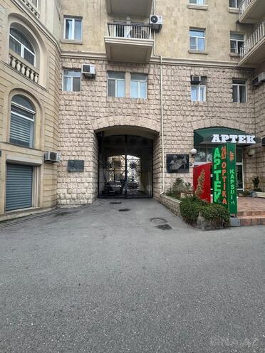 Сдаётся 3-комн. вторичка 95 м², Насиминский  р., photo 25 from 26