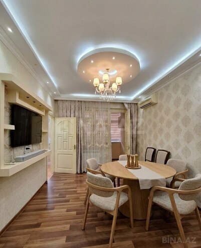 Продаётся 2-комн. вторичка 55 м², м. Мемар Аджеми, photo 1 from 6